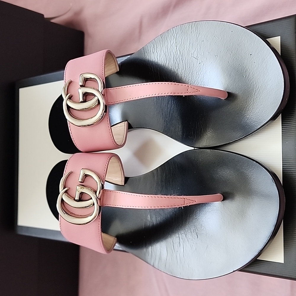 Gucci GG Marmont sandals